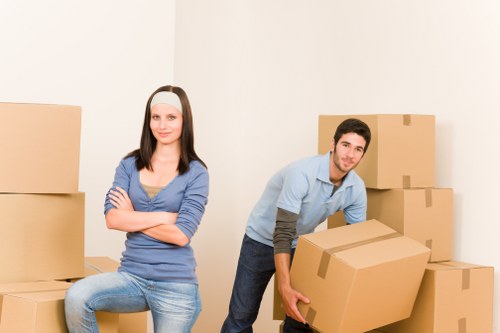 Furniture delivery and loading near Archway homes