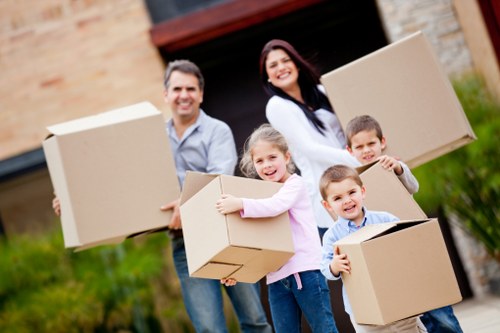 Reliable van transport for moving items in Archway